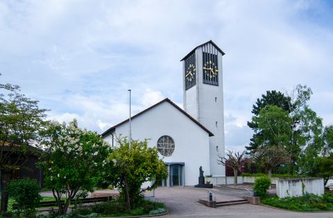 Katholische Kirche "St. Klara" in  Birkenfeld